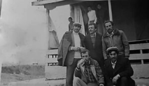 Mikaila Eski Resimler Inler Katranci pdf s363 o1488 091.jpg