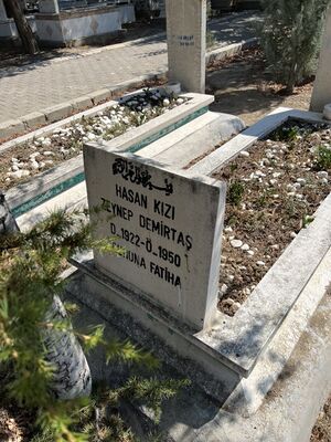 Zeynep-Demirtas-Mezar-Tasi-1922-1950.jpg