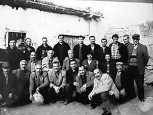 Mikaila Eski Resimler Inler Katranci pdf s379 o1588 031.jpg