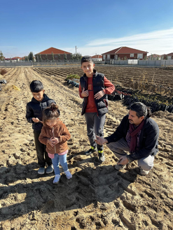 11/11/2022 — Çocuklarla birlikte dikim